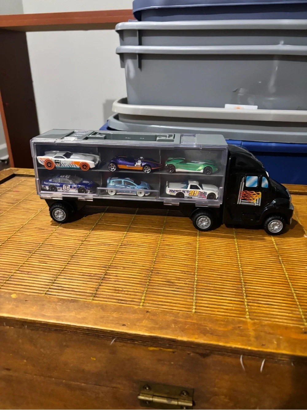 Hot Wheels Black Toy Car Carrier Truck with Six Assorted Cars